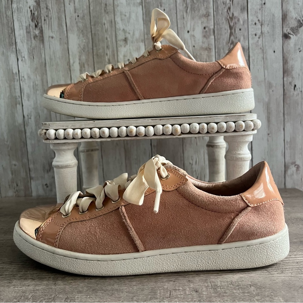 UGG Evangeline Suntan Nubuck Leather Suede Sneakers with Gold Toe 9.5 - Picture 3 of 8